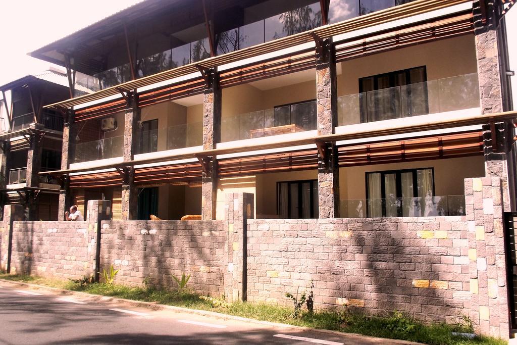 Seafront Apartment Residences West Front One Flic en Flac ภายนอก รูปภาพ